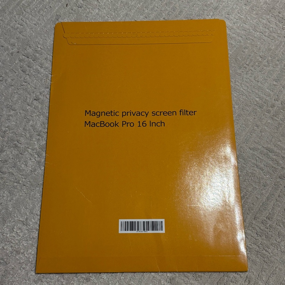 NEW It’s privacy Magnetic Privacy Screen Filter for MacBook Pro 16 Inch - Picture 3 of 3